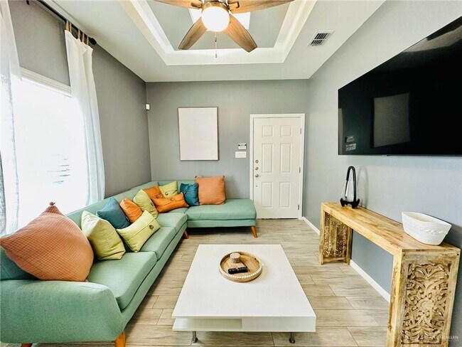 Building Photo - 4701 Mulberry Ave