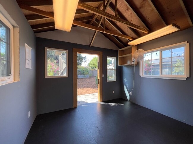 Building Photo - Beautifully Updated Four Bedroom Napa Home