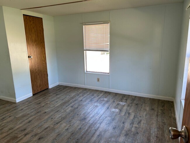 Building Photo - 139 Hubert Blvd