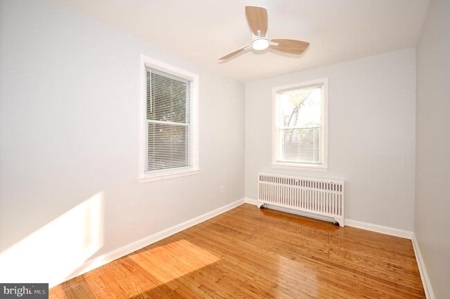 Building Photo - 8037 Pine Rd