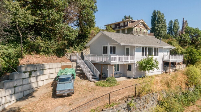 Building Photo - 24103 Vashon Hwy SW