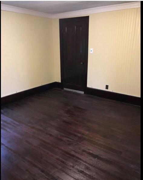 living area - 206 N Main St