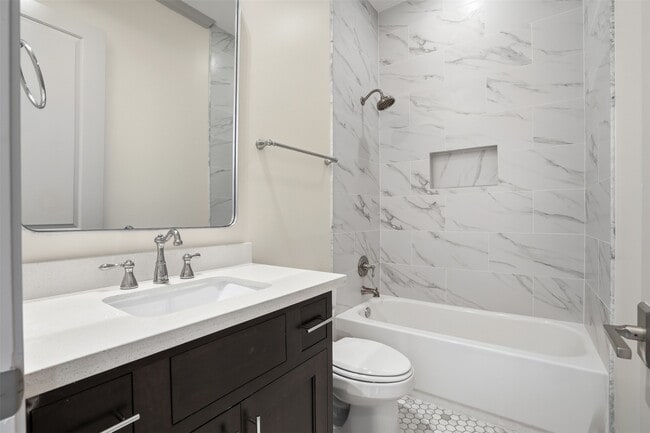 Building Photo - 19 Robita St