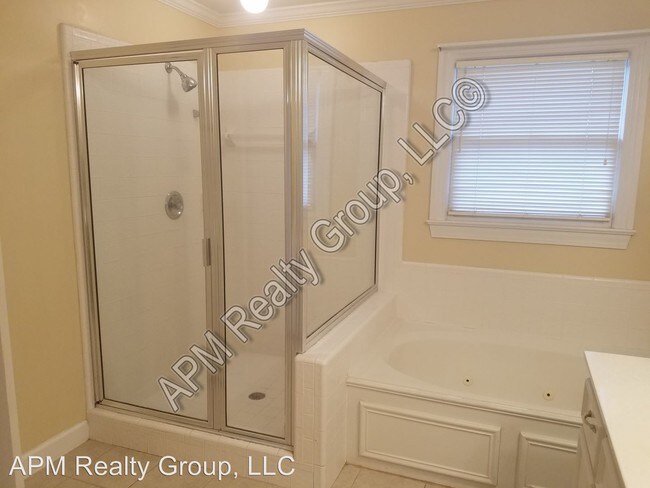 Building Photo - 3 br, 2 bath House - 18 Ricemill Ferry