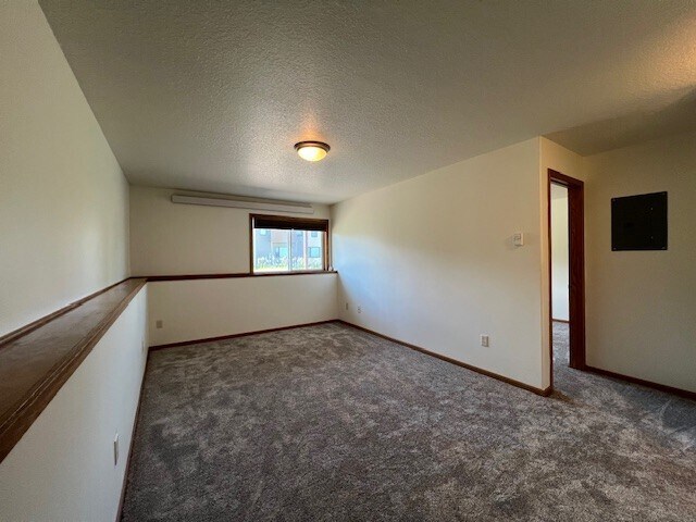 Building Photo - 4111 Winfield St