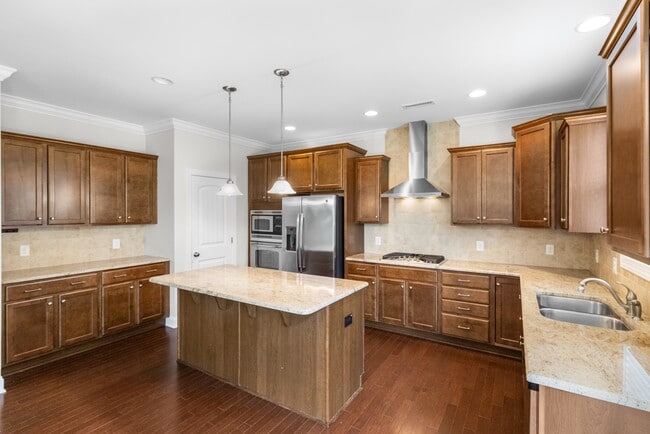 Building Photo - 1416 Sabino Dr
