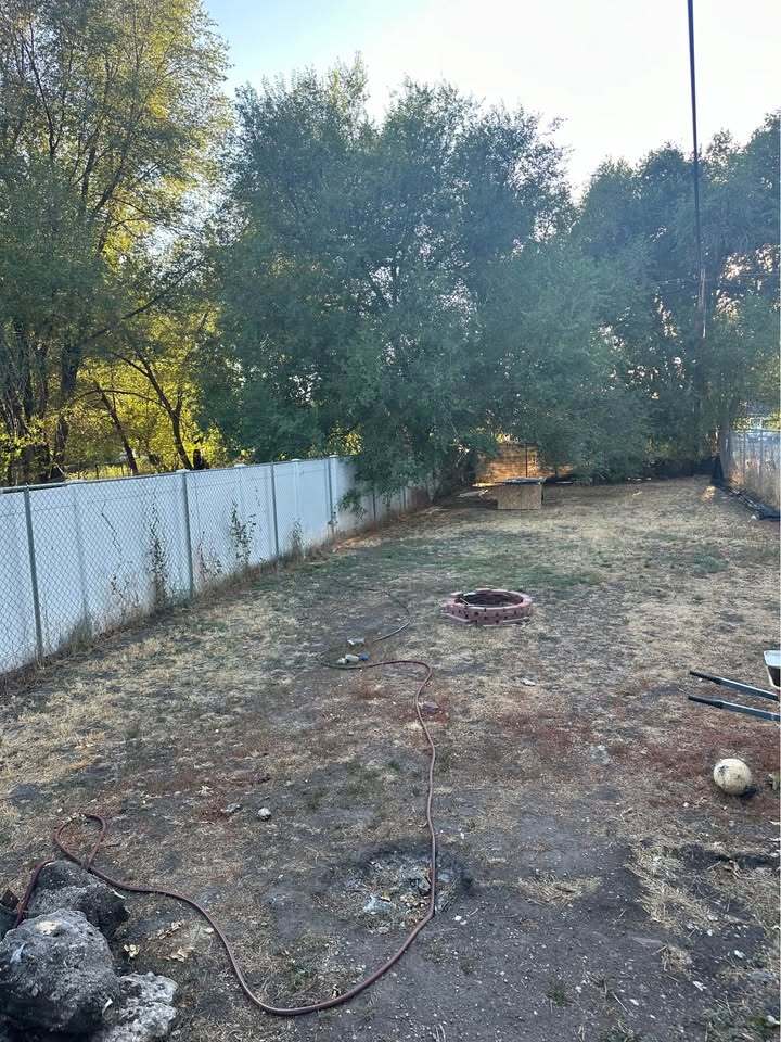 Building Photo - 2843 Grant Ave