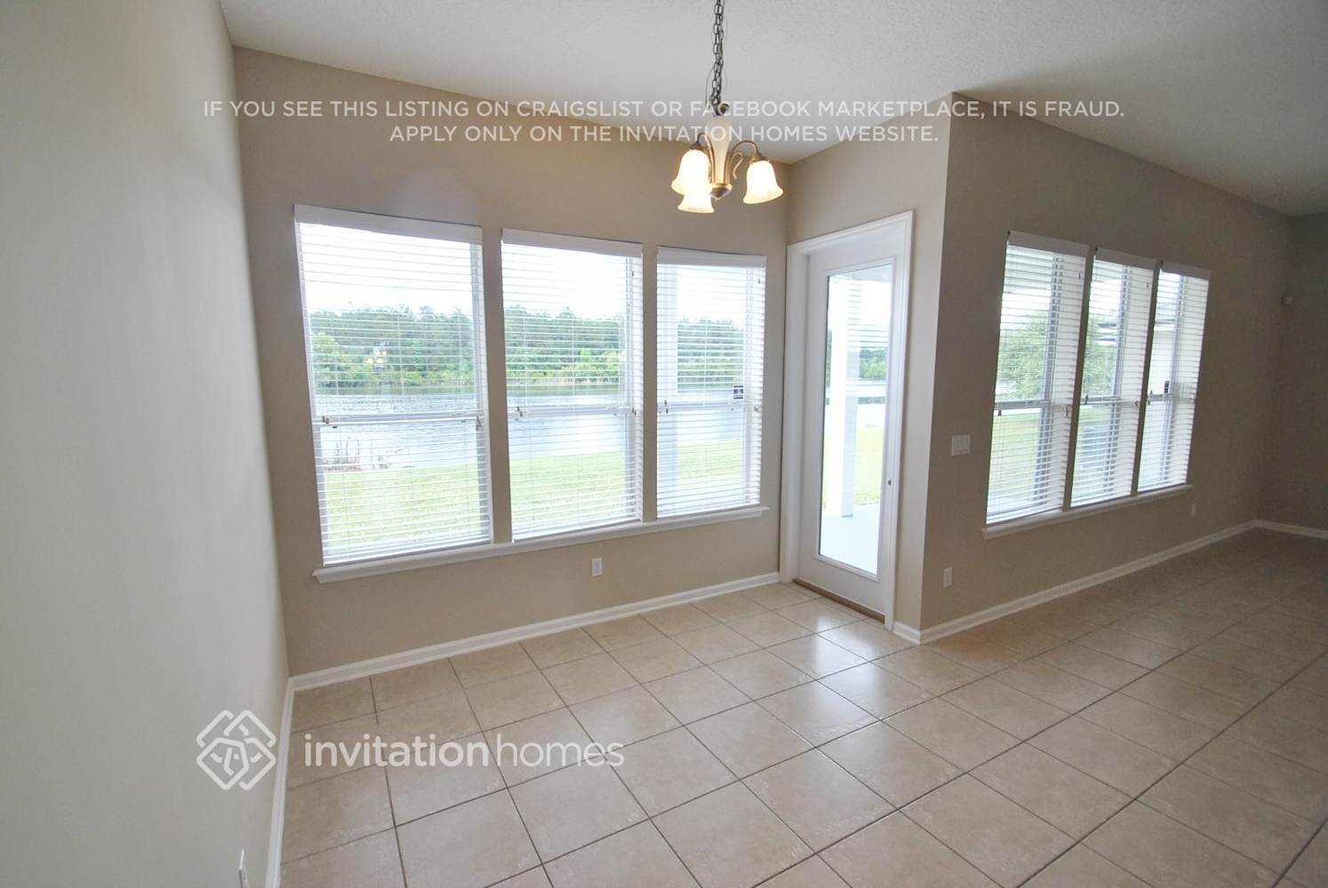 Building Photo - 9260 Prosperity Lake Dr