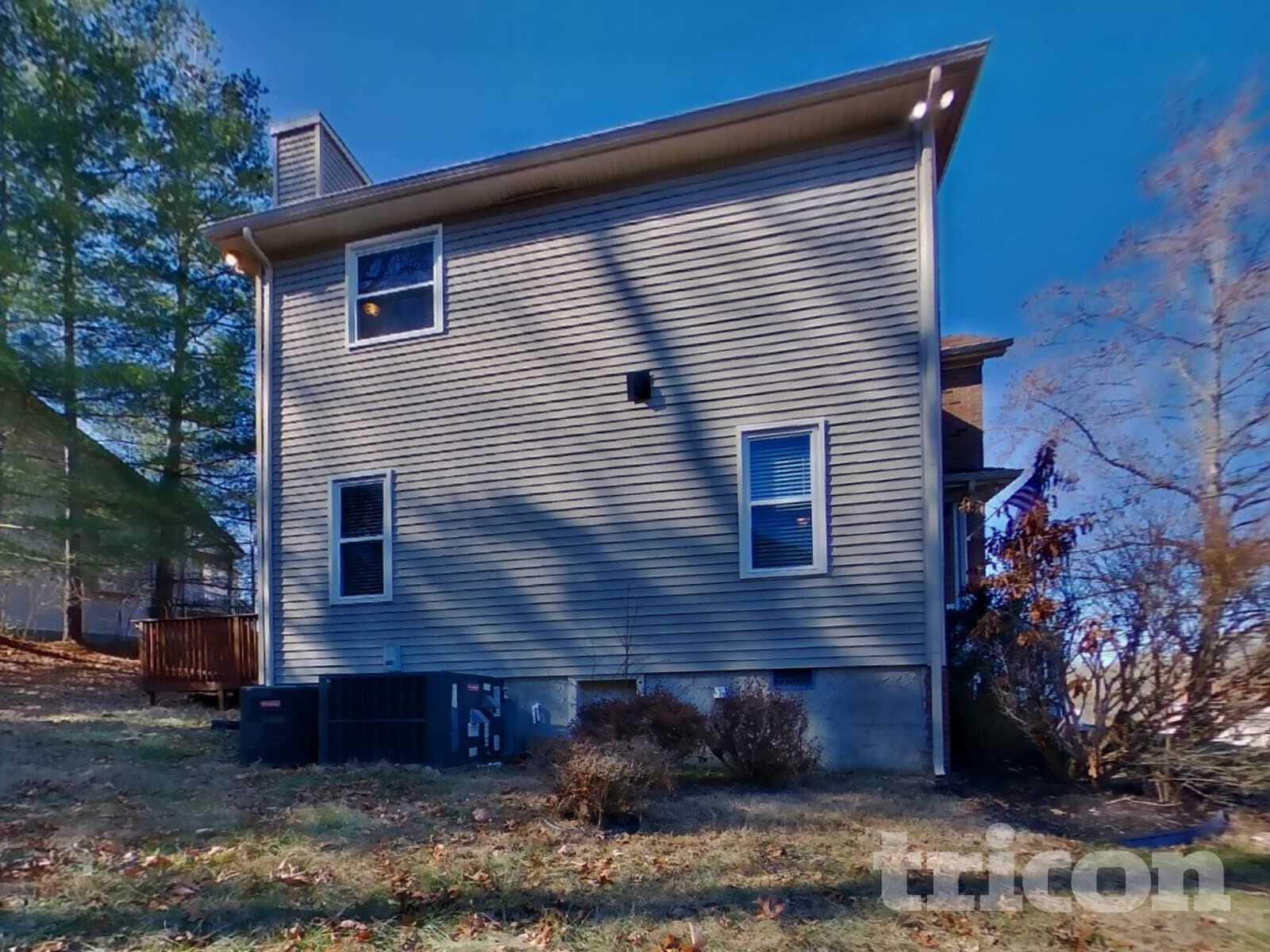 Building Photo - 2901 Westchester Ct