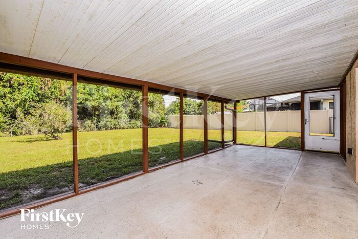 Building Photo - 201 Lambert St