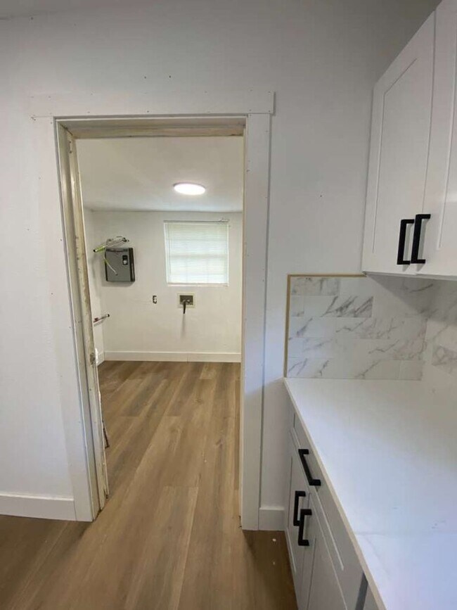 Building Photo - BEAUTIFUL HOME IN HOUSTON. MOVE IN READY!.