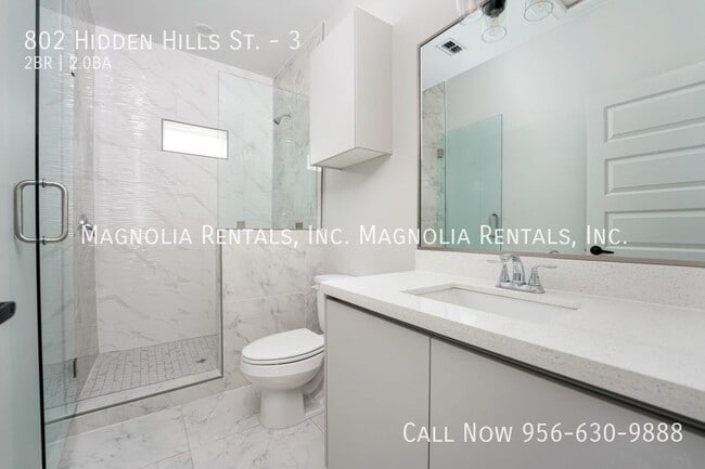 Building Photo - 802 Hidden Hls St