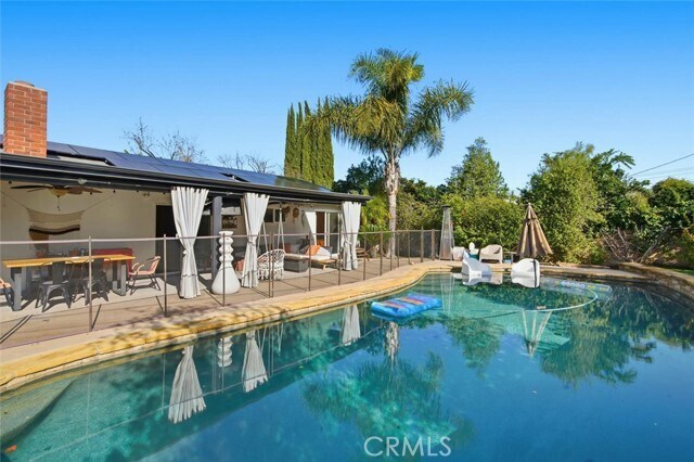 Building Photo - 6443 Gross Ave