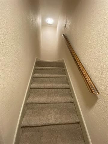 Building Photo - 10151 Camelot Dr