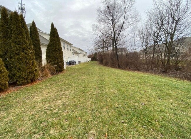 Building Photo - 4945 Ivyvine Blvd