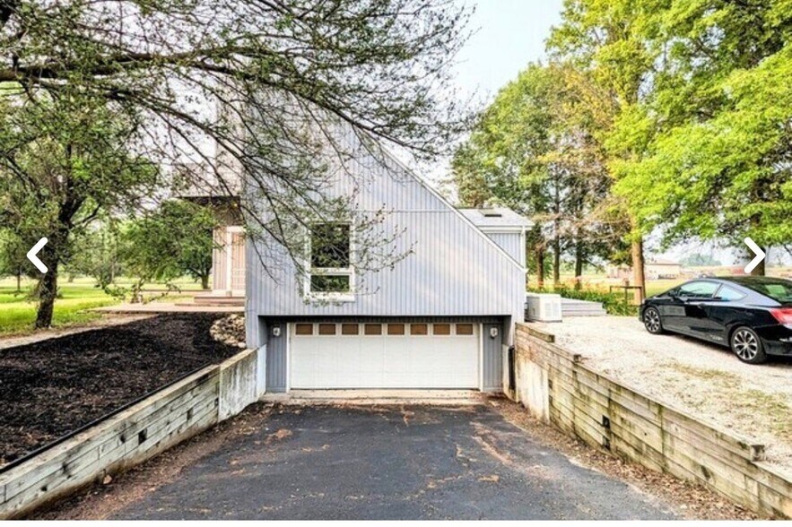 Building Photo - 27757 S Kuersten Rd