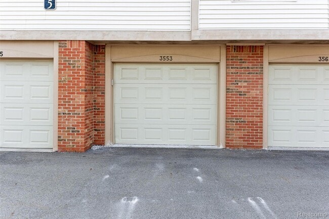 Building Photo - 3553 Oakmonte Blvd