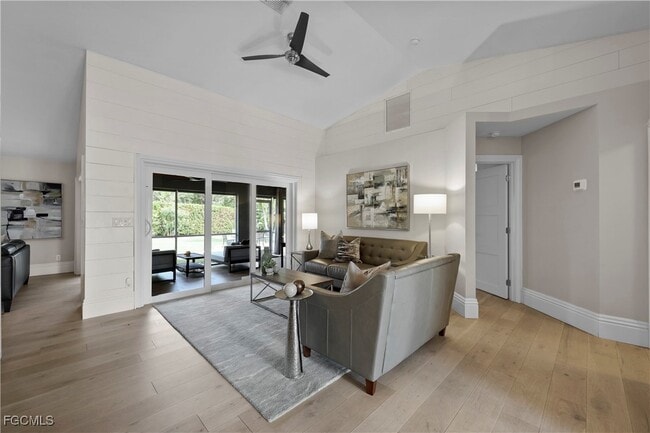 Building Photo - 2003 Timberline Dr