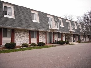 Colonial Gardens Apartments - Beloit, WI | Apartment Finder