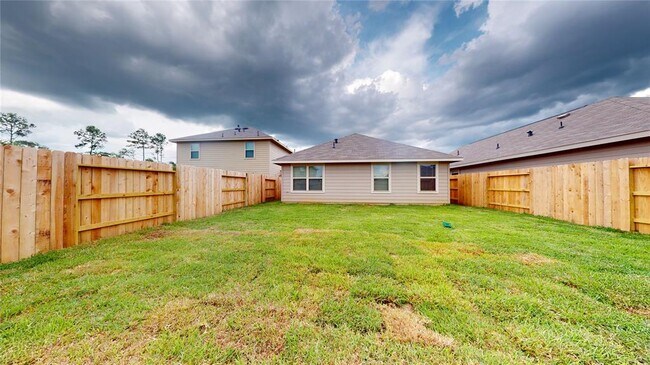Building Photo - 1206 Silver Fir Ct
