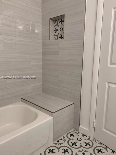 Building Photo - 15807 SW 90th Ct