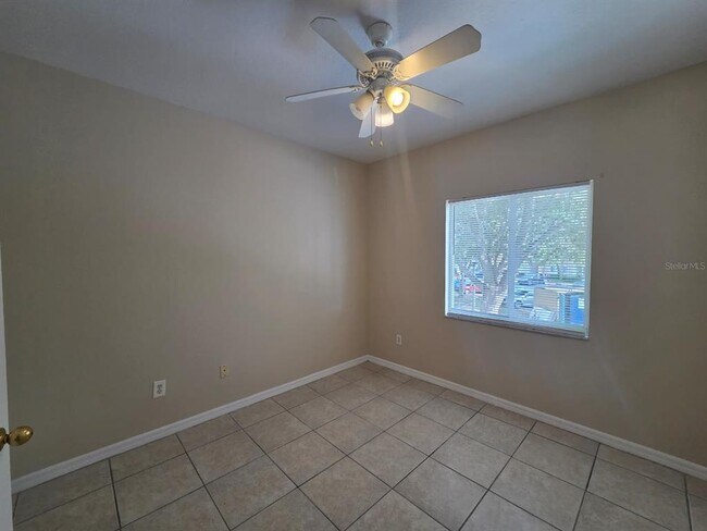 Building Photo - 489 Las Cortes Ln