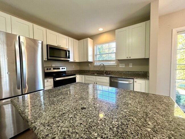 Building Photo - 10120 Baxter Caldwell Dr