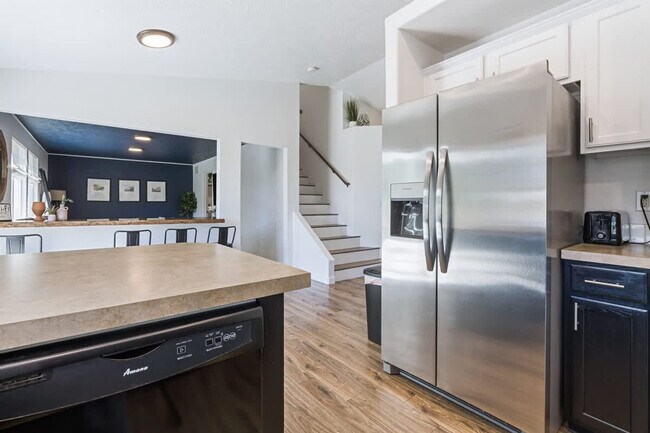 Building Photo - 19701 Cumberland Way