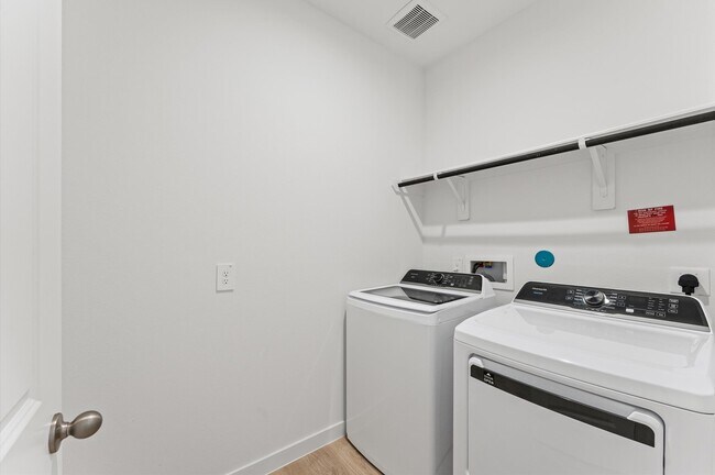 Building Photo - 30430 Lighthouse Bluff Ln