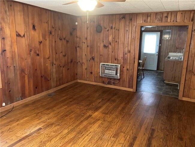 Building Photo - 412 Rabun Rd