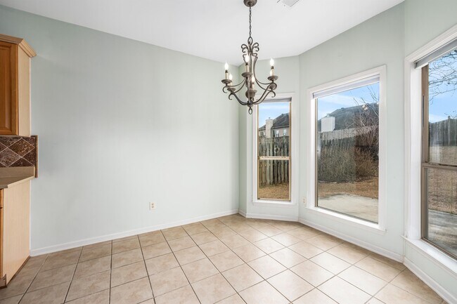 Building Photo - 2520 Stonecreek Trail