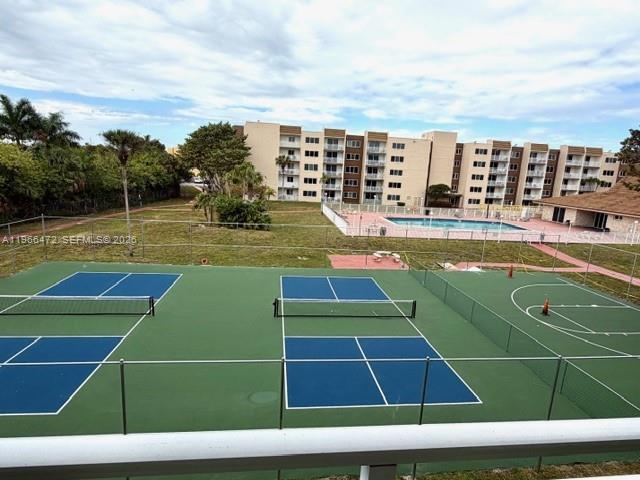 Building Photo - 6940 Miami Gardens Dr