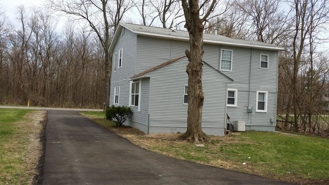 Building Photo - 1061 Centennial Ave