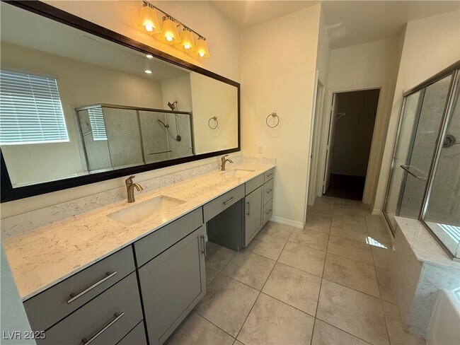 Building Photo - 2263 Palatino St