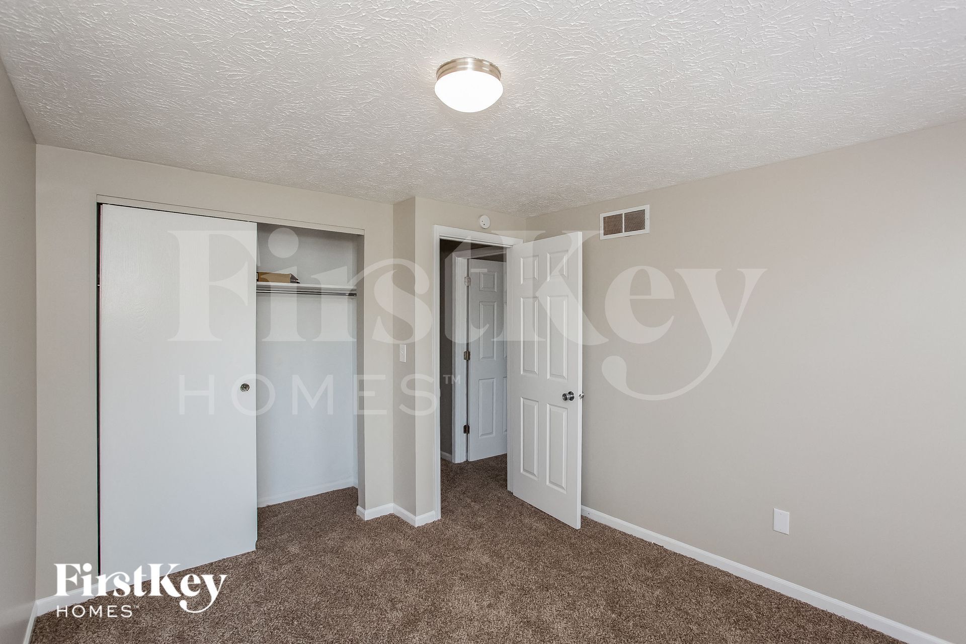 Building Photo - 8053 Harvest Ln