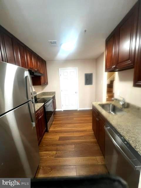 Building Photo - 8881 Rusland Ct