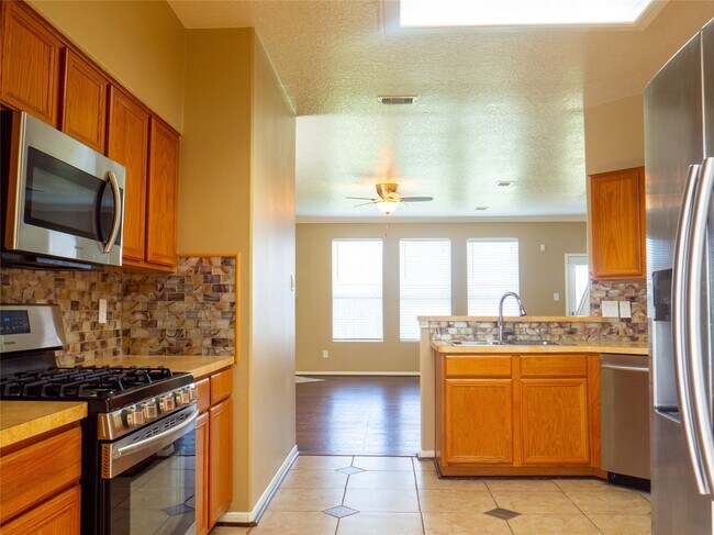 Building Photo - 22527 Goss Spring Ct