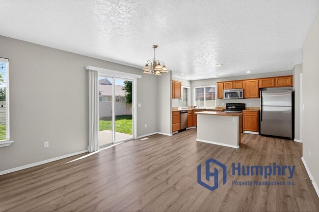 Building Photo - Beautiful home in Valley Green Subdivision in Meridian
