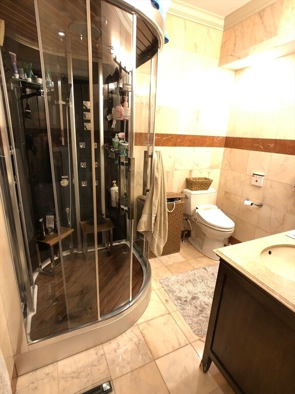 Building Photo - 186 Beacon St