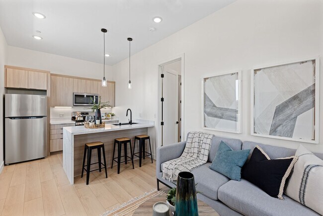 Building Photo - BRAND NEW Top Floor Home Available! 1 Bedroom, In-Home Laundry, Parking, View