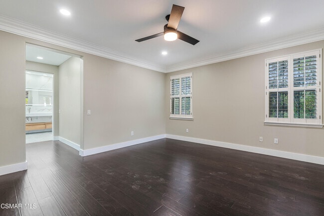 Building Photo - 504 Rustic Hills Dr