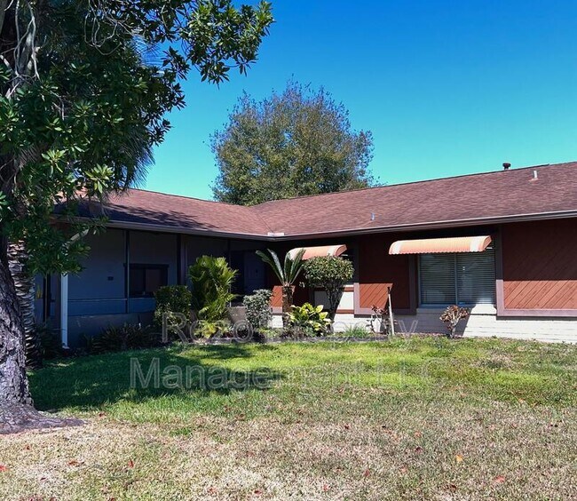 Building Photo - 5005 Lindsay Ct