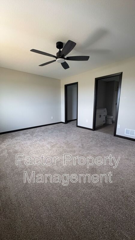 Building Photo - 3212 Scotch Ln