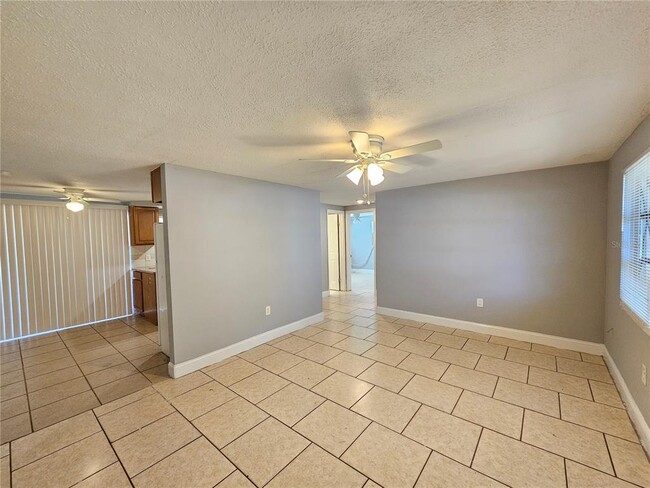 Building Photo - 9210 Pegasus Ave