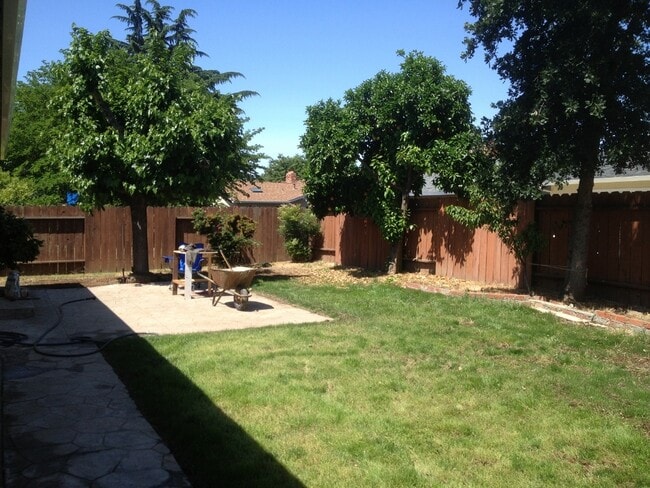 Building Photo - Charming single family home in Livermore