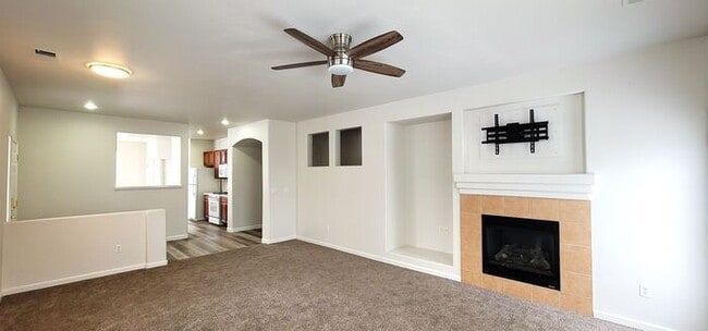 Building Photo - Single-Story 3 Bed, 2 Bath Home in Gated Double Diamond Community – Pool, Gym & 2-Car Garage