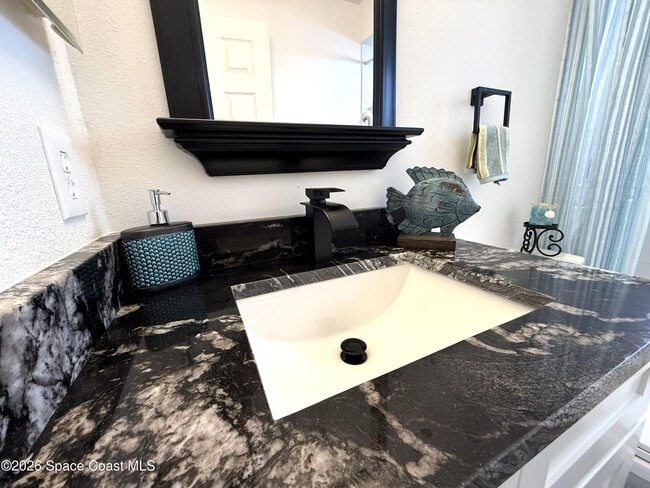 Building Photo - 2924 Pebble Creek St