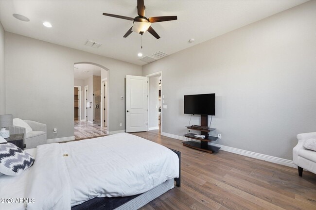 Building Photo - 4254 E Valencia Dr