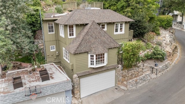 Building Photo - 721 Country Club Dr