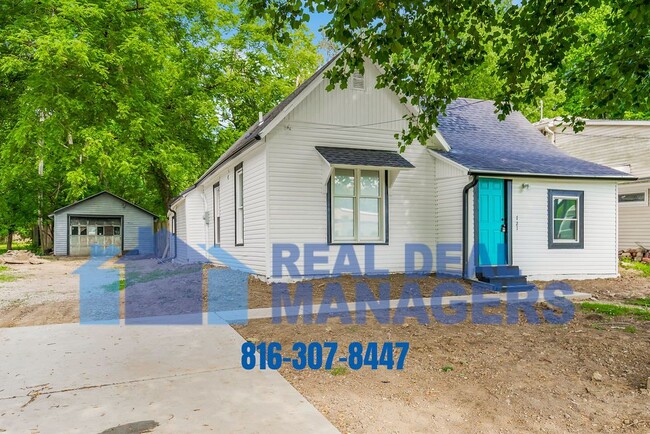 Building Photo - Charming 4 Bed, 2 Bath Home in Independenc...